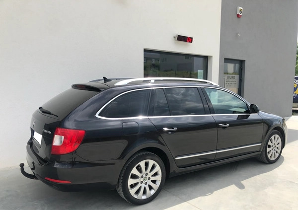 Skoda Superb cena 23900 przebieg: 168841, rok produkcji 2010 z Nowe Miasto Lubawskie małe 326